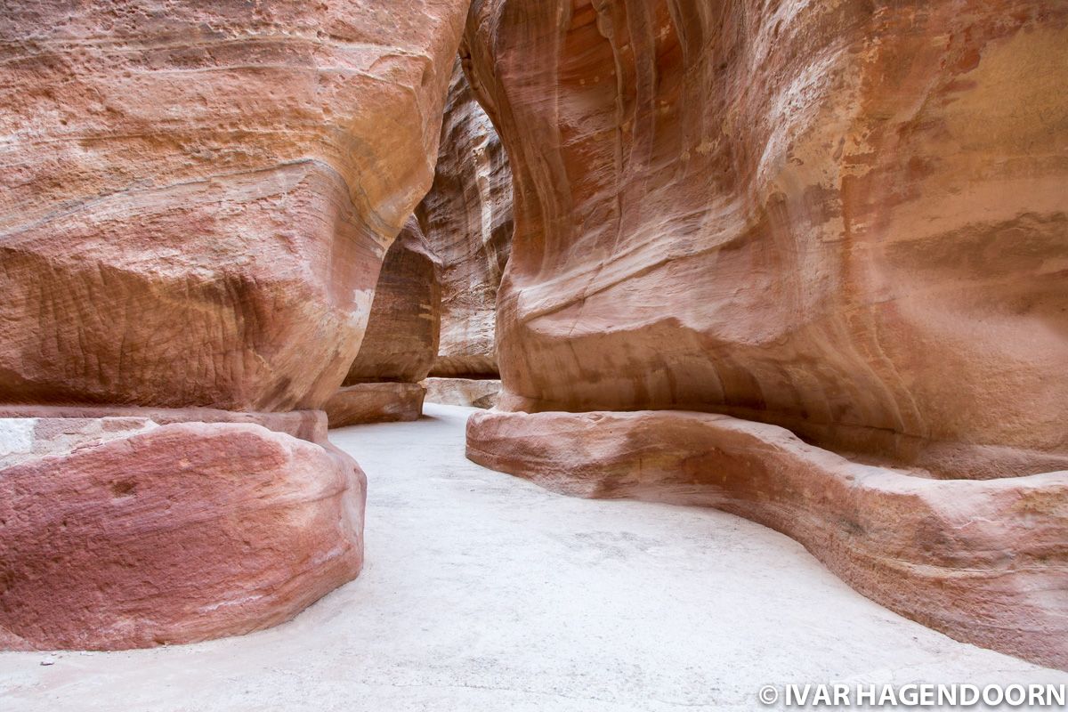 The Siq that leads to Petra 