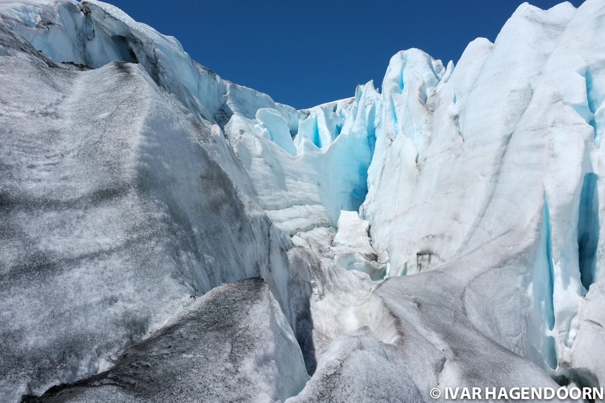 Svellnosbreen Glacier