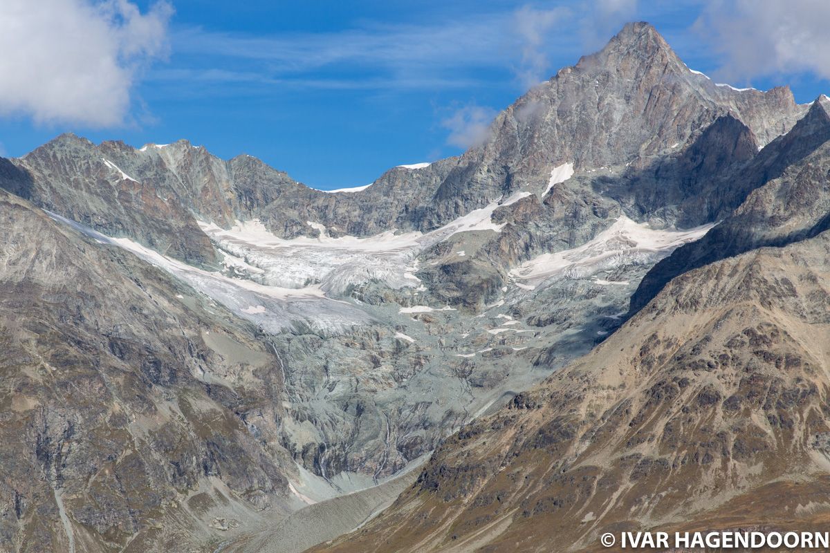 Zinalrothorn as seen from the Hörnli Trail